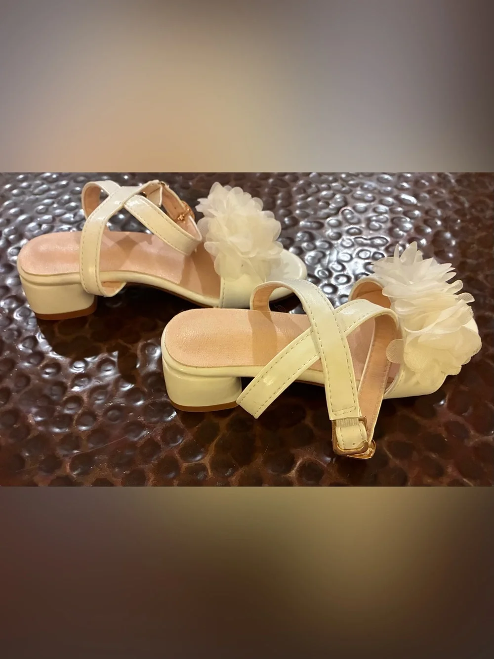 Girls Ivory Floral Ankle-Strap Sandals Size 12
